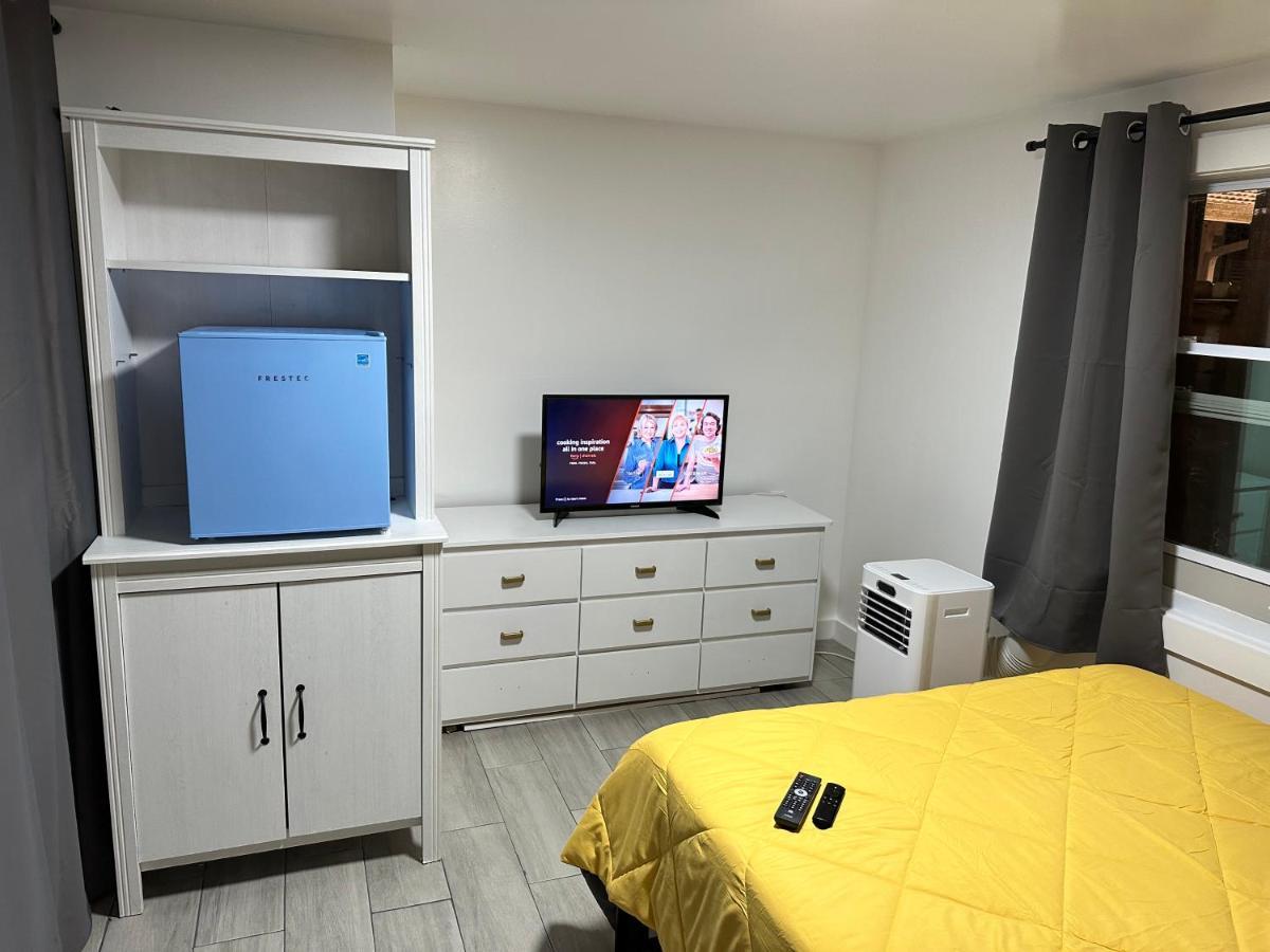 Serene Full Bed With 50 Inch Smart Tv, Netflix, Airplay, Mini-Fridge, And 500 Mbps Wifi Near Fiu, Dolphin Mall, Airport Miami Dış mekan fotoğraf